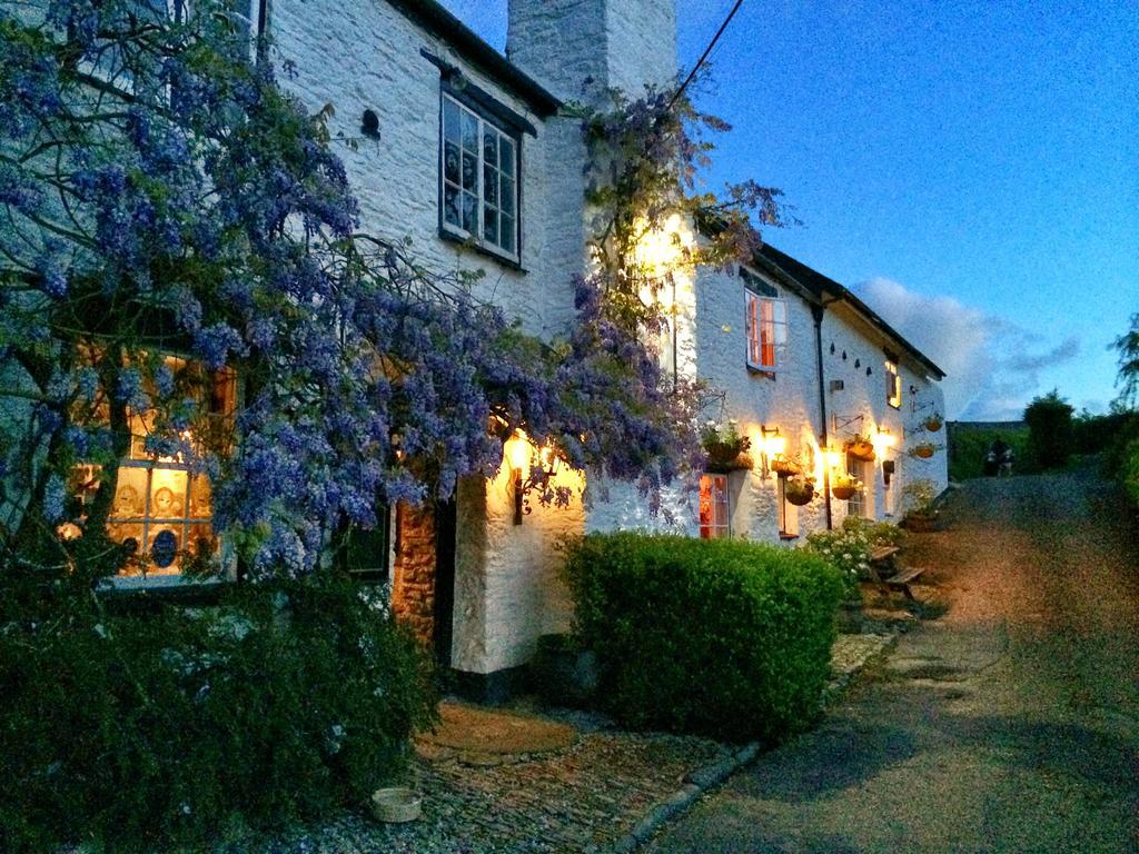 Old Church House Inn Newton Abbot Kültér fotó